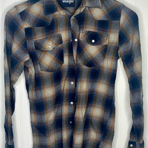 Wrangler Blue and Brown Button Down Shirt